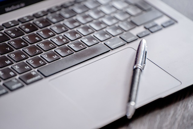 Keyboard Computer Laptop Keypad  - VisionPics / Pixabay